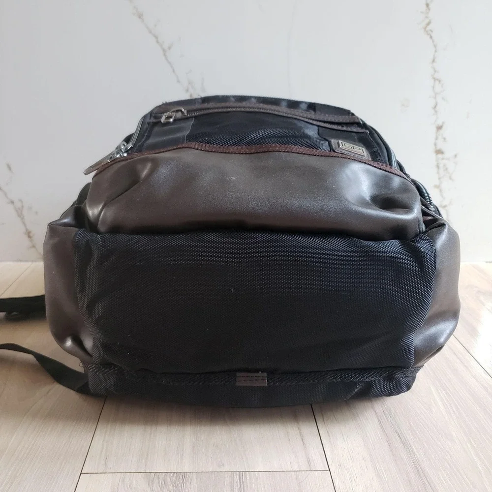 GP Black 18